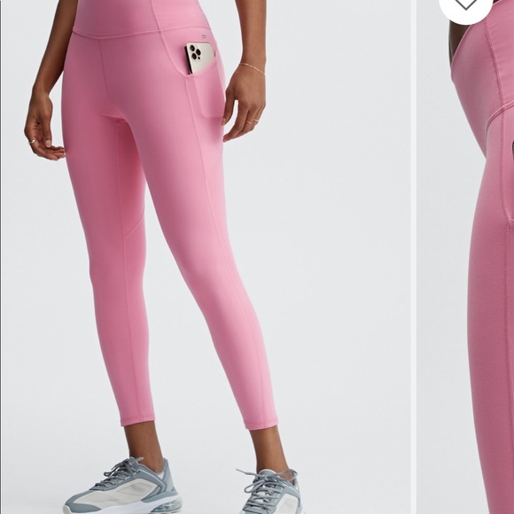 Fabletics Oasis 7/8 legging Size M - Picture 12 of 13
